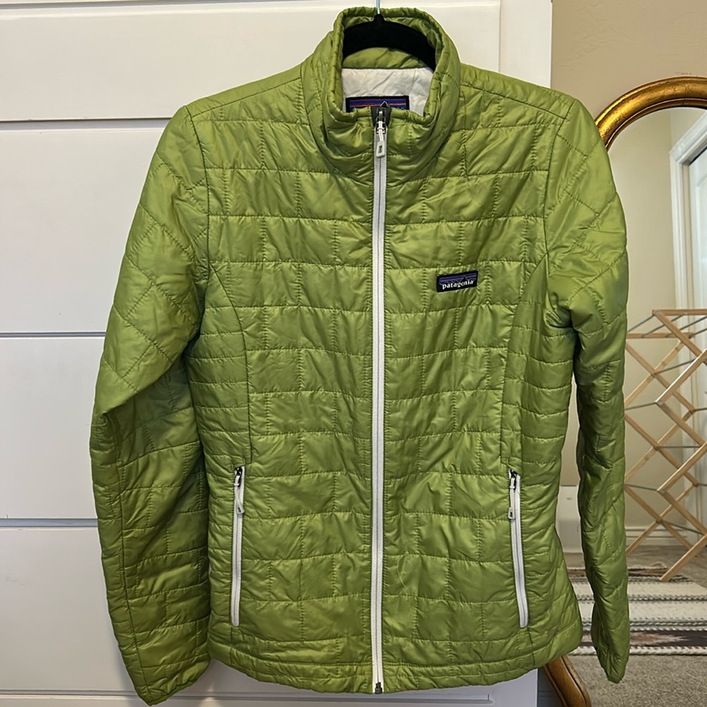 Patagonia Women’s Small Primaloft Nano-Puff Insulated Jacket